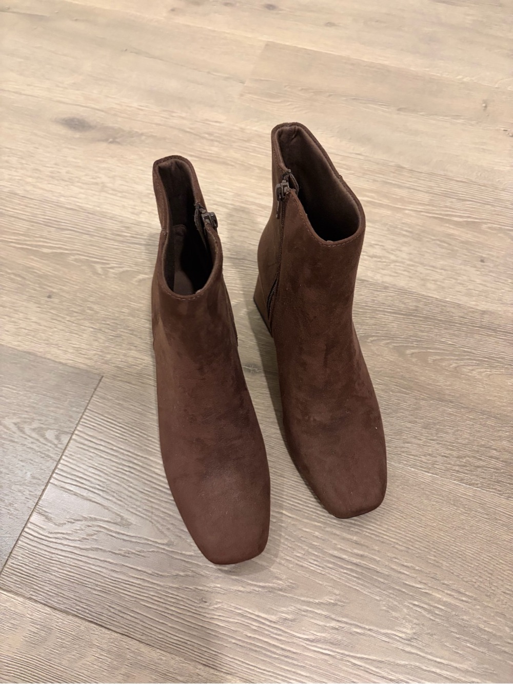 Old Navy Women's Dark Brown Suede Ankle Booties
